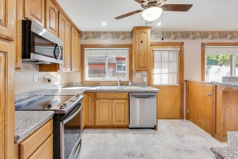 Tiny photo for 828 Dell Road, Northbrook, IL 60062 (MLS # 12518124)