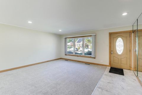 Tiny photo for 828 Dell Road, Northbrook, IL 60062 (MLS # 12518124)