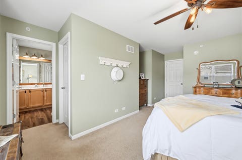 Tiny photo for 1165 Comiskey Avenue #1165, North Aurora, IL 60542 (MLS # 12731332)