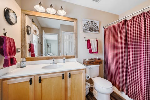 Tiny photo for 1165 Comiskey Avenue #1165, North Aurora, IL 60542 (MLS # 12731332)