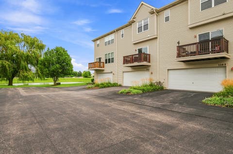 Tiny photo for 1165 Comiskey Avenue #1165, North Aurora, IL 60542 (MLS # 12731332)