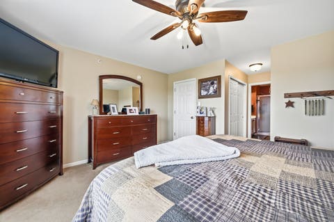 Tiny photo for 1165 Comiskey Avenue #1165, North Aurora, IL 60542 (MLS # 12731332)