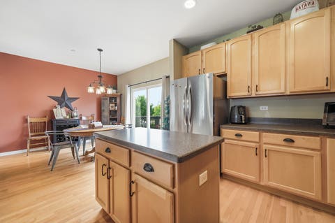 Tiny photo for 1165 Comiskey Avenue #1165, North Aurora, IL 60542 (MLS # 12731332)