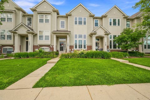 Photo of 1165 Comiskey Avenue #1165, North Aurora, IL 60542 (MLS # 12731332)