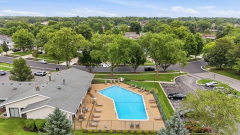 Tiny photo for 124 Fairlane Court #D, Bloomingdale, IL 60108 (MLS # 12729937)