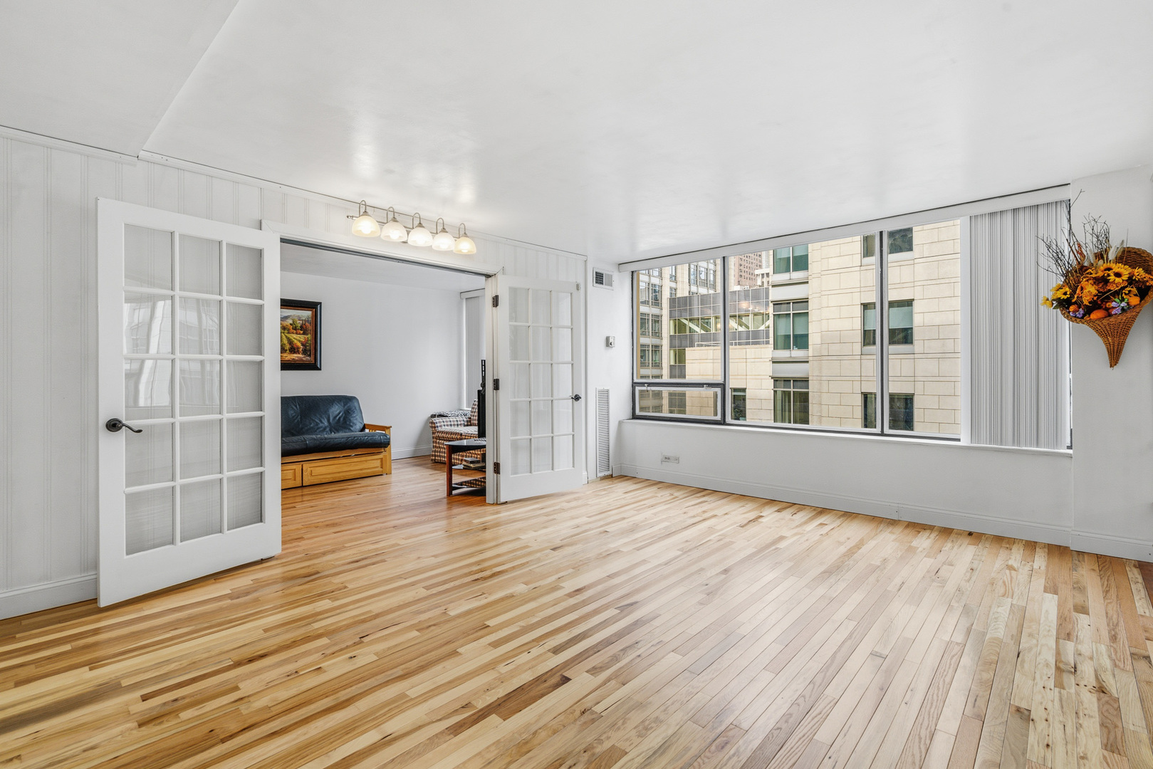 233 E Erie Street 1602