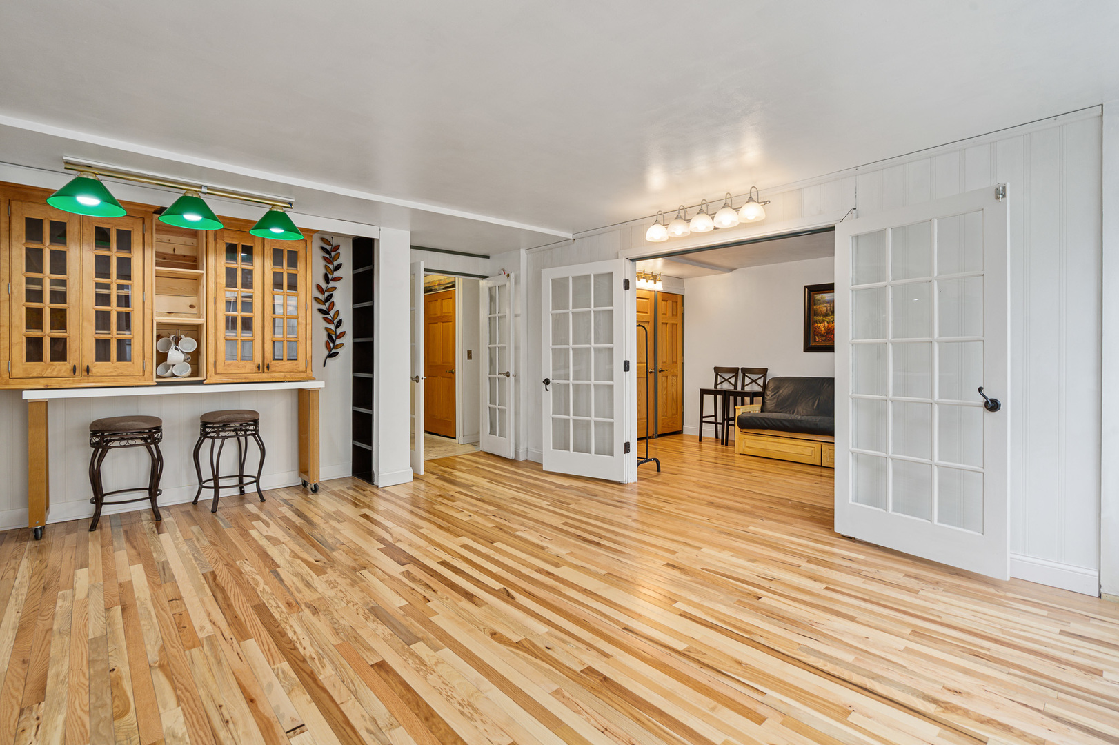 233 E Erie Street 1602