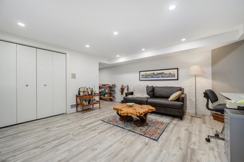 Tiny photo for 2729 N Hampden Court, Chicago, IL 60614 (MLS # 12526224)