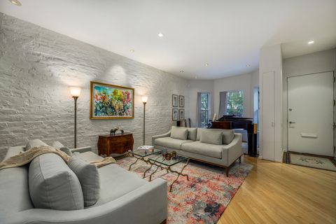 Tiny photo for 2729 N Hampden Court, Chicago, IL 60614 (MLS # 12526224)