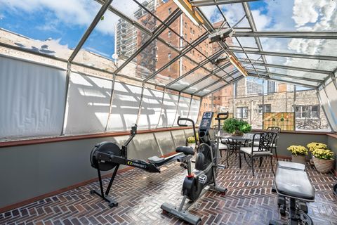 Tiny photo for 2729 N Hampden Court, Chicago, IL 60614 (MLS # 12526224)