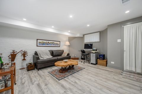 Tiny photo for 2729 N Hampden Court, Chicago, IL 60614 (MLS # 12526224)