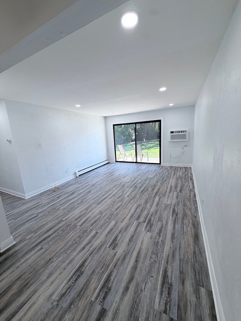 8000 Archer Avenue 117