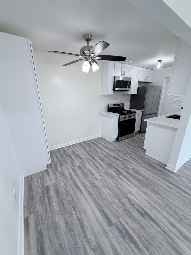 8000 Archer Avenue 117