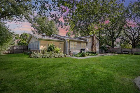 Tiny photo for 30W359 Wiant Road, West Chicago, IL 60185 (MLS # 12511818)