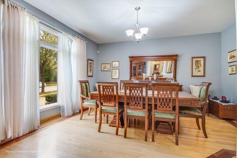 Tiny photo for 986 W Stonehedge Drive, Addison, IL 60101 (MLS # 12495339)