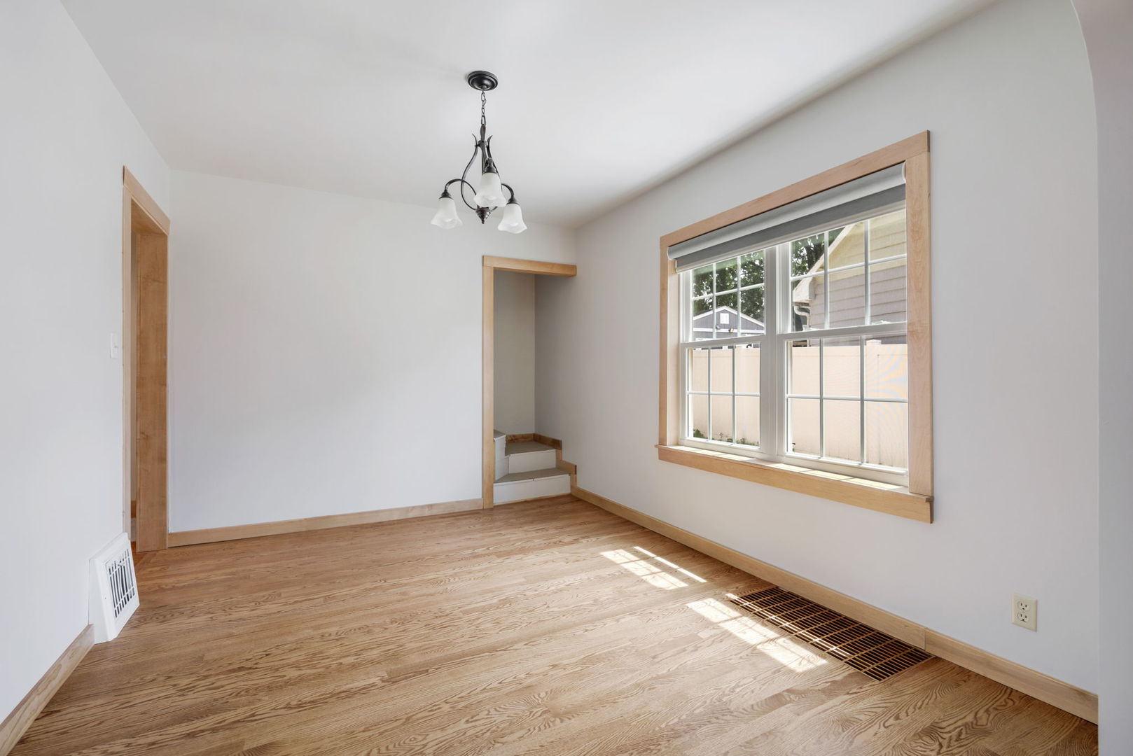 408 S Elmwood Drive