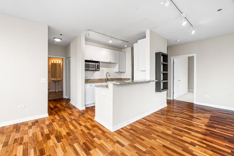 Tiny photo for 200 W GRAND Avenue #2103, Chicago, IL 60654 (MLS # 12583593)