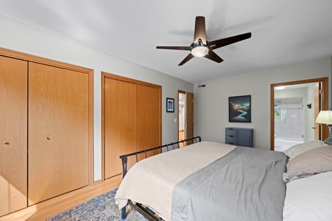 Tiny photo for 5360 N Lowell Avenue #511, Chicago, IL 60630 (MLS # 12739986)