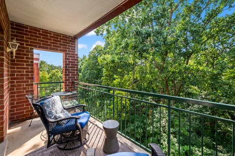 Tiny photo for 5360 N Lowell Avenue #511, Chicago, IL 60630 (MLS # 12739986)