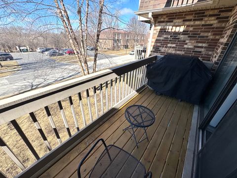 Tiny photo for 259 W Court Of Shorewood #2A, Vernon Hills, IL 60061 (MLS # 12582309)