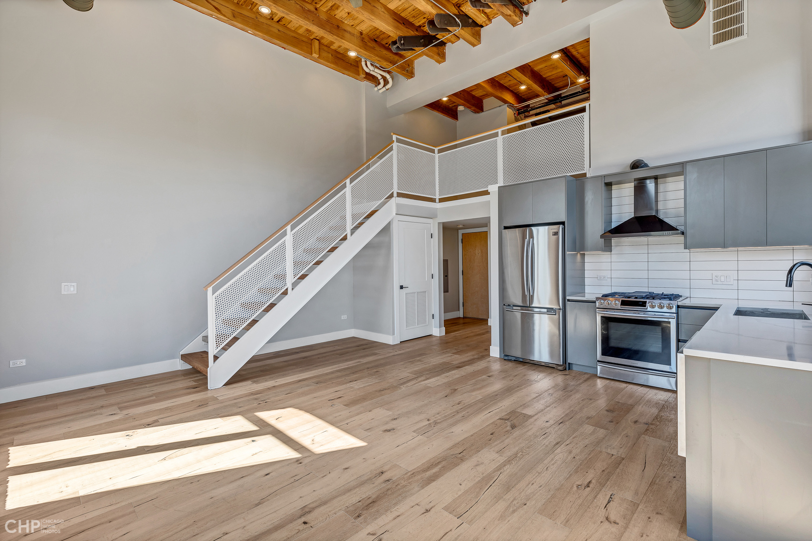 729 N Sangamon Street 406