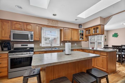 Tiny photo for 6331 Arcadia Drive, Tinley Park, IL 60477 (MLS # 12573147)