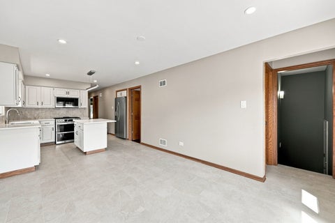 Tiny photo for 11625 S Avenue L, Chicago, IL 60617 (MLS # 12728944)