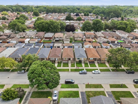 Tiny photo for 11625 S Avenue L, Chicago, IL 60617 (MLS # 12728944)
