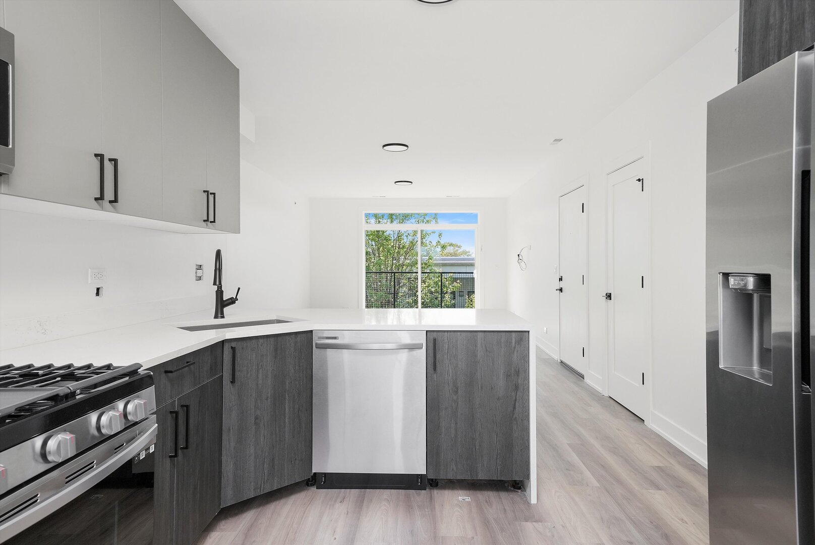 2030 Greenwood Street 104