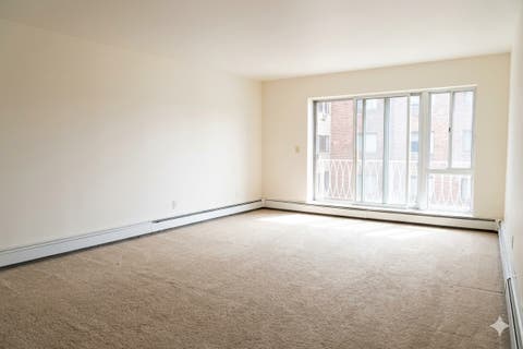 Tiny photo for 1301 S Finley Road #222, Lombard, IL 60148 (MLS # 12695724)