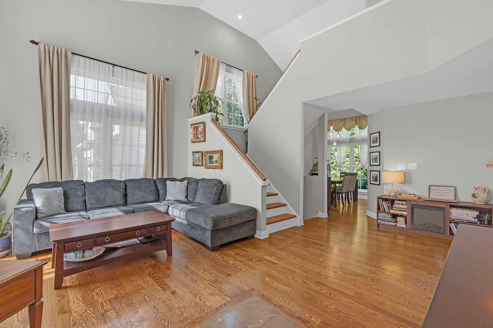 585 Marseilles Circle