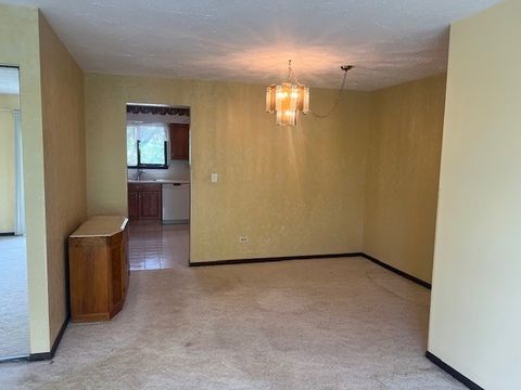 Tiny photo for 1010 Judson Street #2B, Bensenville, IL 60106 (MLS # 12487088)