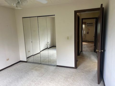 Tiny photo for 1010 Judson Street #2B, Bensenville, IL 60106 (MLS # 12487088)