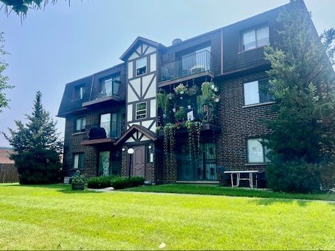 Photo of 1010 Judson Street #2B, Bensenville, IL 60106 (MLS # 12487088)