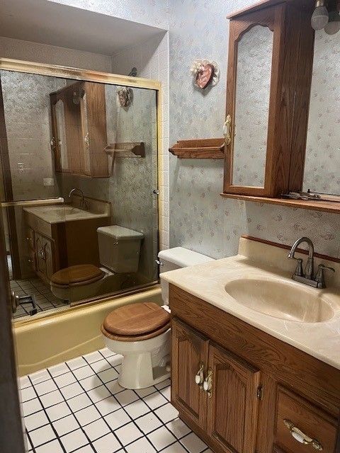 Tiny photo for 1010 Judson Street #2B, Bensenville, IL 60106 (MLS # 12487088)