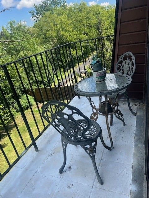 Tiny photo for 1010 Judson Street #2B, Bensenville, IL 60106 (MLS # 12487088)