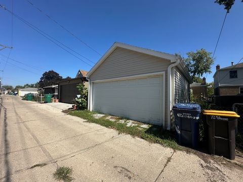 Tiny photo for 4206 Elmwood Avenue, Stickney, IL 60402 (MLS # 12482232)