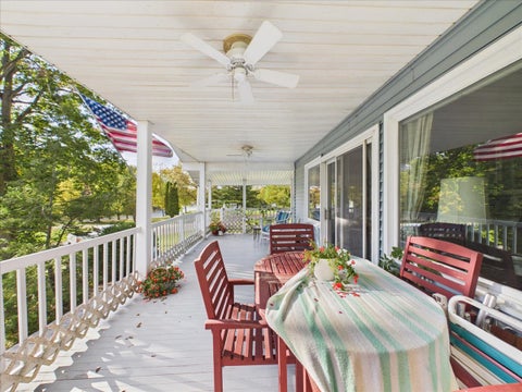Tiny photo for 406 Oak Lane, Dixon, IL 61021 (MLS # 12783864)