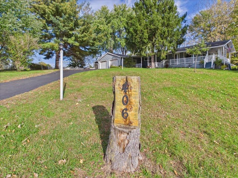 Tiny photo for 406 Oak Lane, Dixon, IL 61021 (MLS # 12783864)