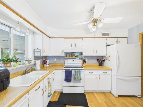 Tiny photo for 406 Oak Lane, Dixon, IL 61021 (MLS # 12783864)