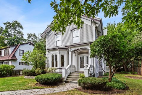 Tiny photo for 2236 Ridge Avenue, Evanston, IL 60201 (MLS # 12454789)