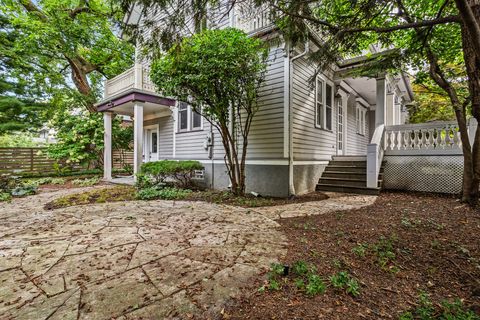 Tiny photo for 2236 Ridge Avenue, Evanston, IL 60201 (MLS # 12454789)