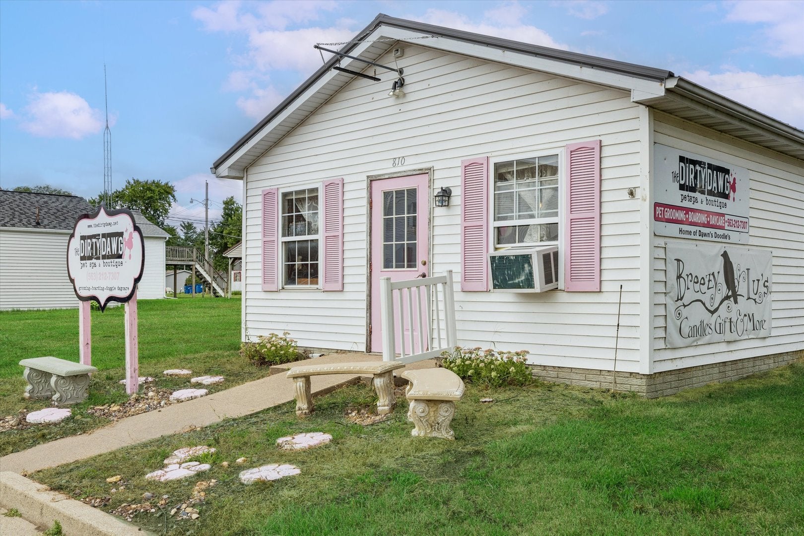 810 Main Street