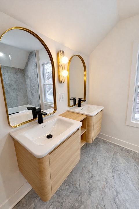 Tiny photo for 12527 S Lowe Avenue, Chicago, IL 60628 (MLS # 12565327)