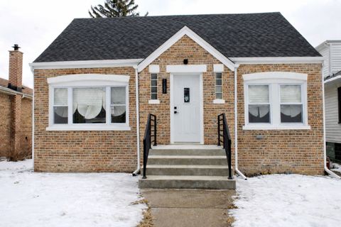 Photo of 12527 S Lowe Avenue, Chicago, IL 60628 (MLS # 12565327)