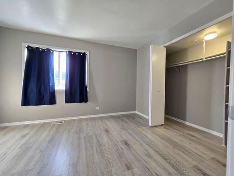 Tiny photo for 319 Meadow Green Lane, Round Lake Beach, IL 60073 (MLS # 12540769)