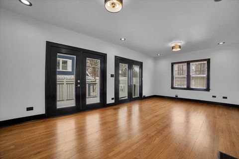 Tiny photo for 4941 Montgomery Avenue, Downers Grove, IL 60515 (MLS # 12611575)