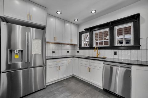 Tiny photo for 4941 Montgomery Avenue, Downers Grove, IL 60515 (MLS # 12611575)