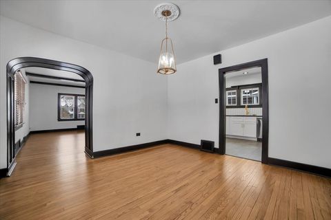 Tiny photo for 4941 Montgomery Avenue, Downers Grove, IL 60515 (MLS # 12611575)