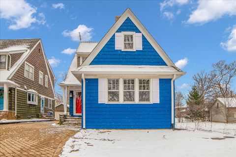 Tiny photo for 4941 Montgomery Avenue, Downers Grove, IL 60515 (MLS # 12611575)
